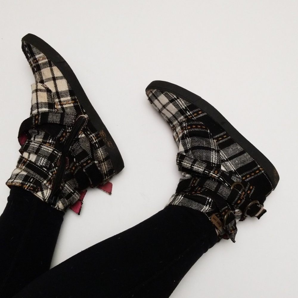 Plaid ankle booties